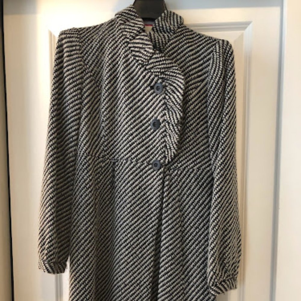 Beth Bowley Light Weight Tweed Coat